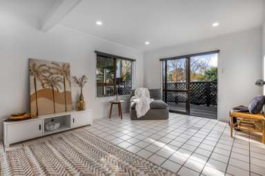 5 Edward Court_4