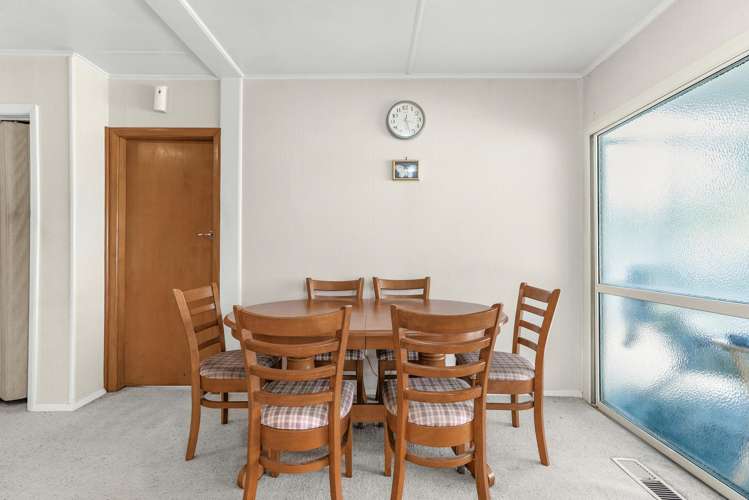 178 Wellington Road Wainuiomata_8