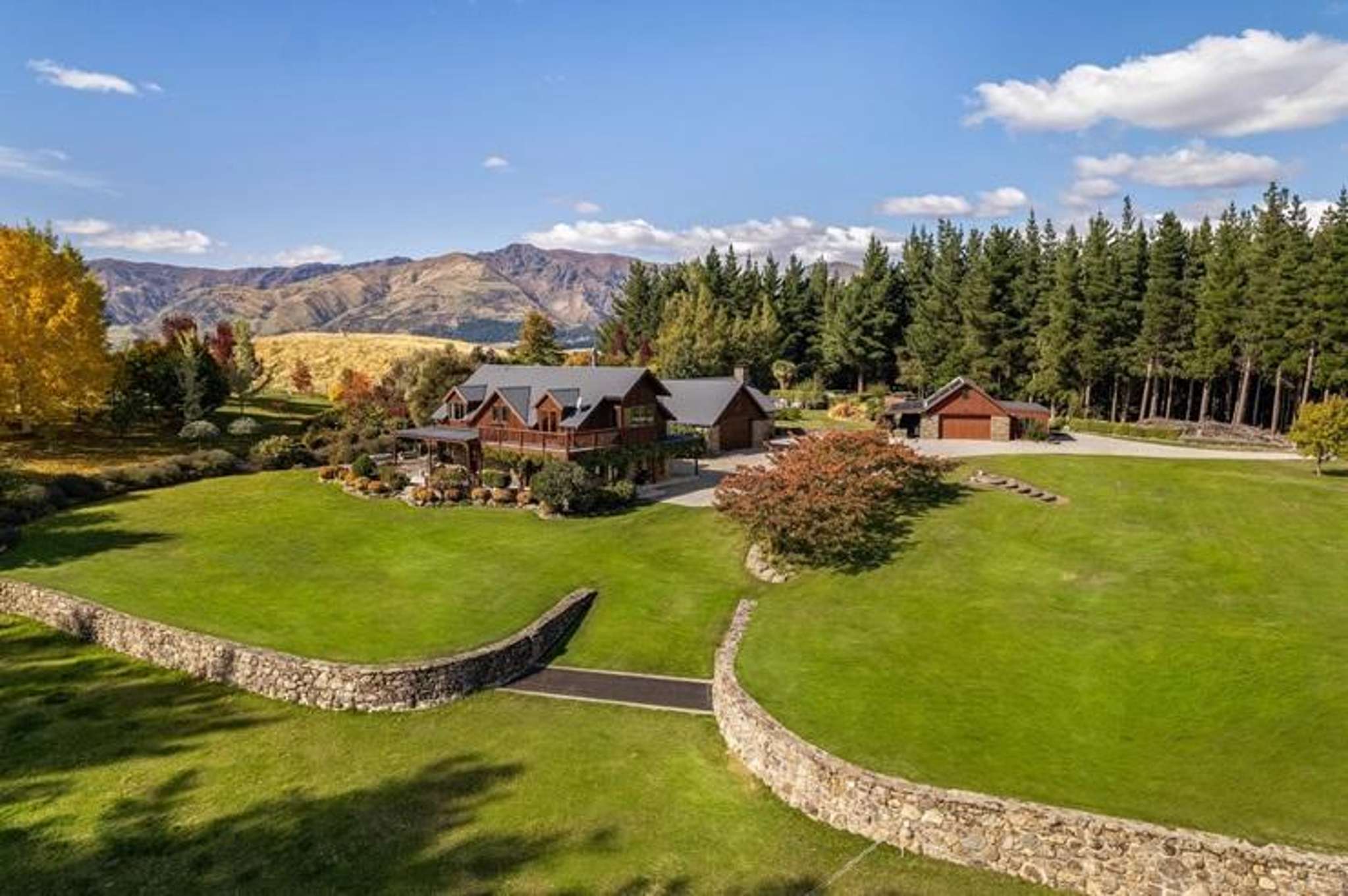 South Island lodge sells for more than $10m as worried expats look for Queenstown escape