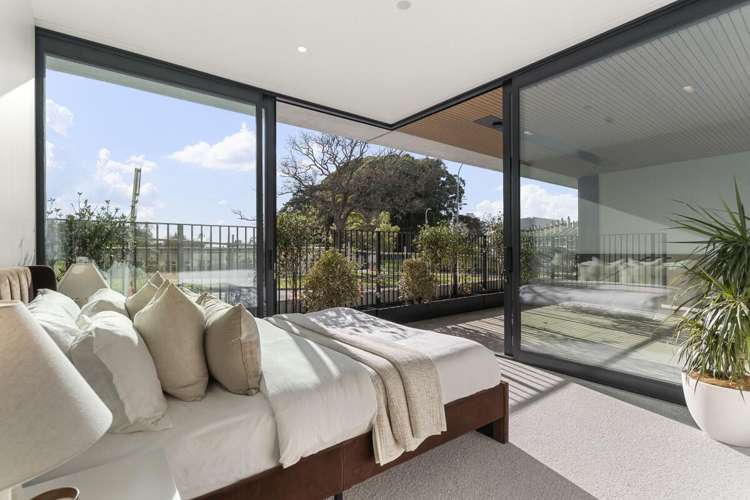 81 Carlton Gore Road Newmarket_11