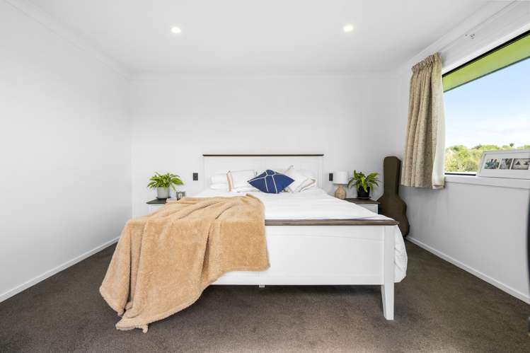 47 Alan Livingston Drive Cambridge_13