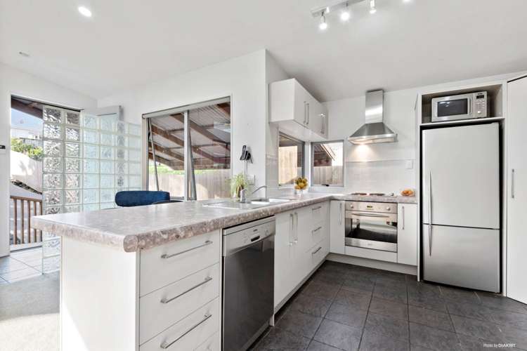 18a Savoy Road Glen Eden_8