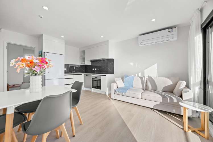 10/53 Drake Street Howick_6