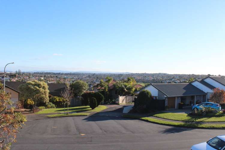 32 Currell Way Somerville_14