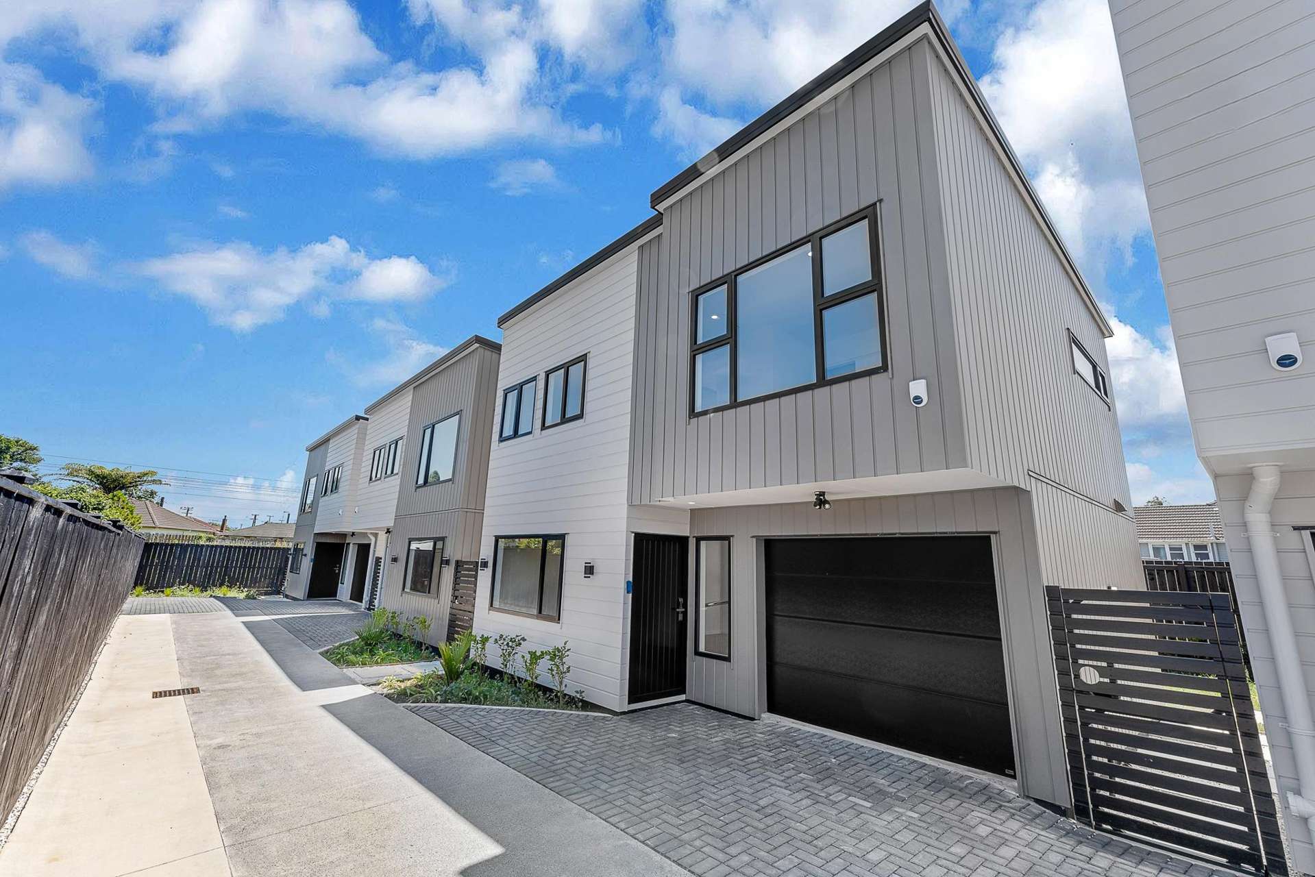 76C Swaffield Road Papatoetoe_0