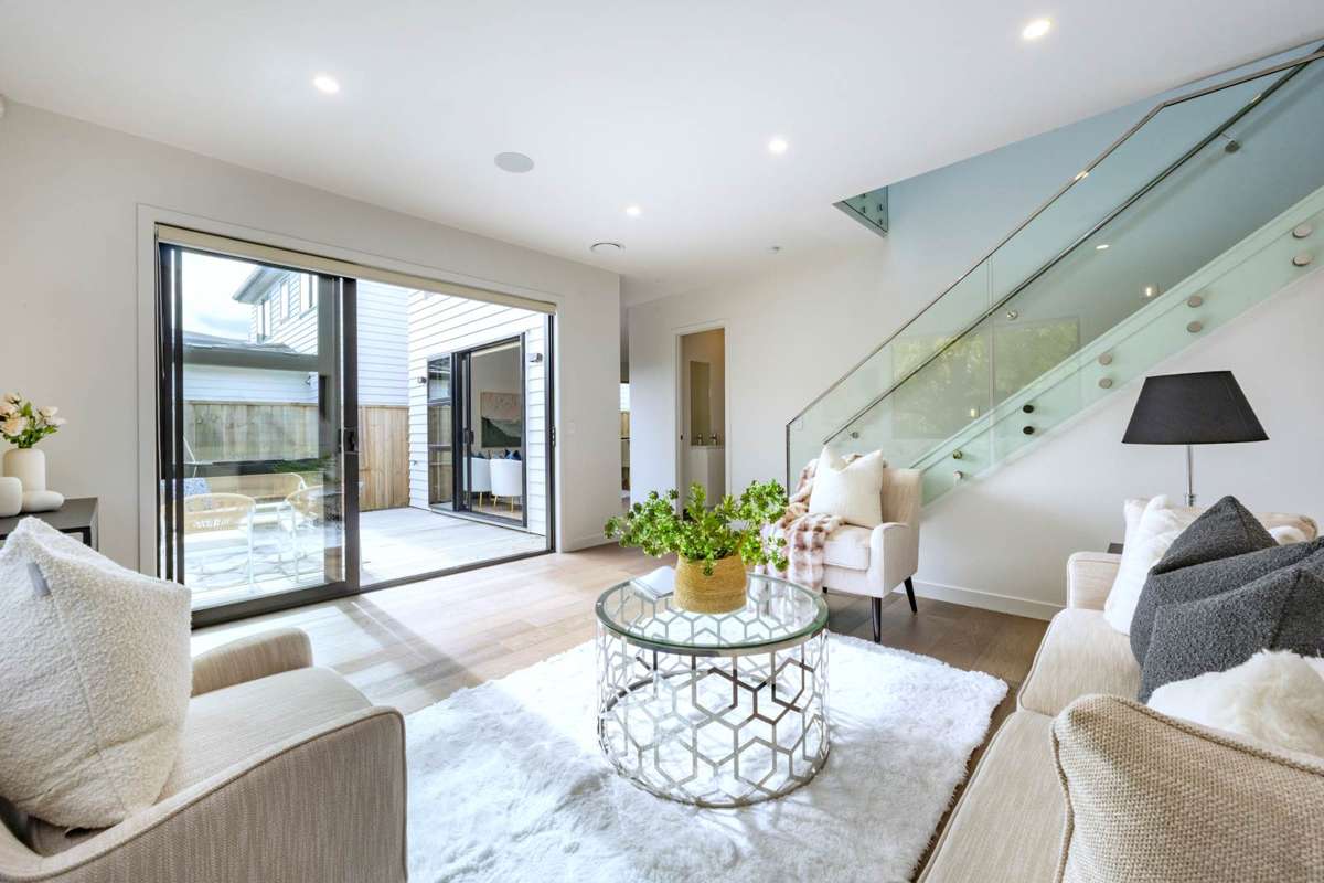 1C Whites Way_5