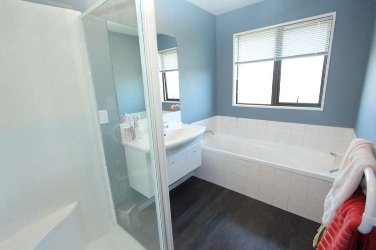 8 Warhol Place Rolleston_11