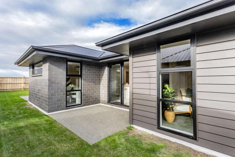 24 Cousins Street Woodend_13