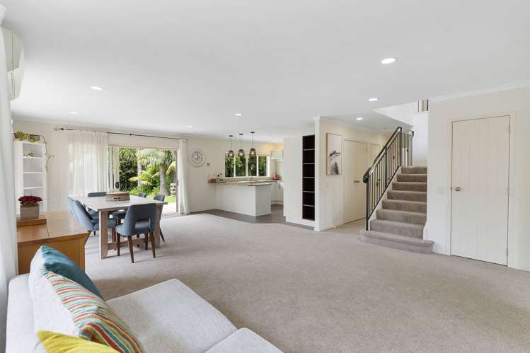 117 Pine Harbour Parade Beachlands_1