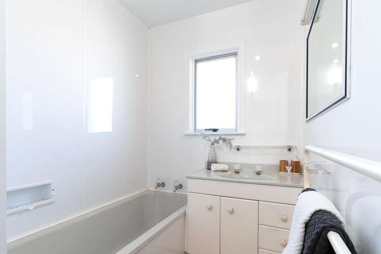 2 Kevin Street Hoon Hay_19