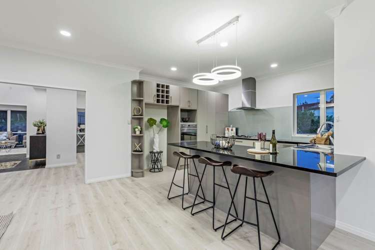 16 Zara Court Windsor Park_40