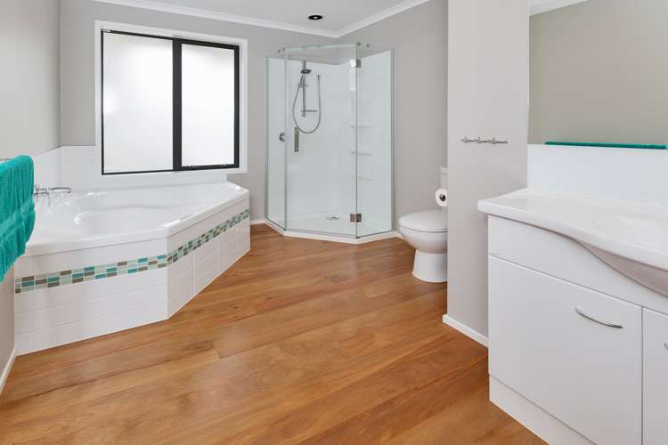 31 Newton Road Maungatapere_12