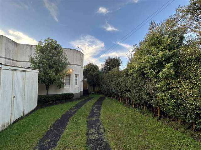 1/54 Lynwood Road New Lynn_1