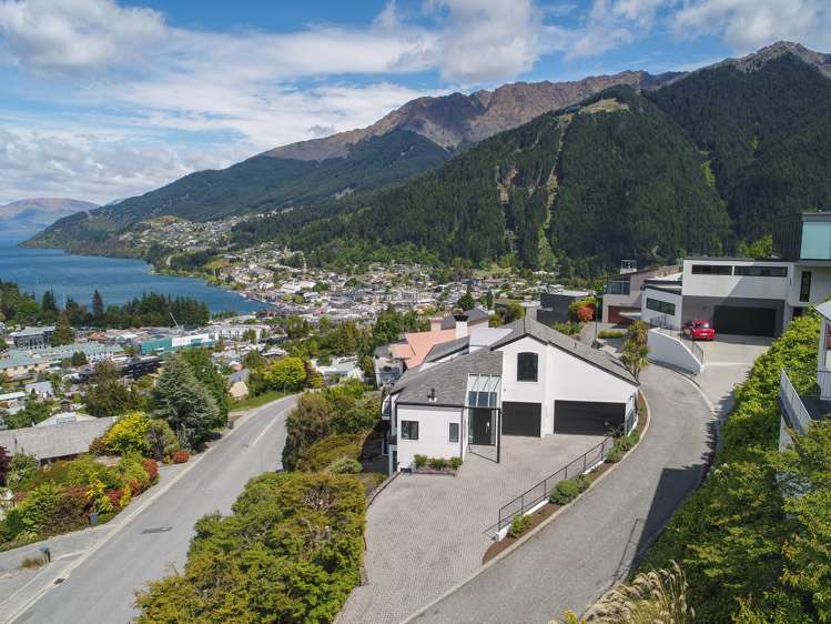 30 Edinburgh Drive Queenstown_19