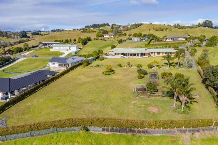 2 Ocean View Road Cable Bay_30