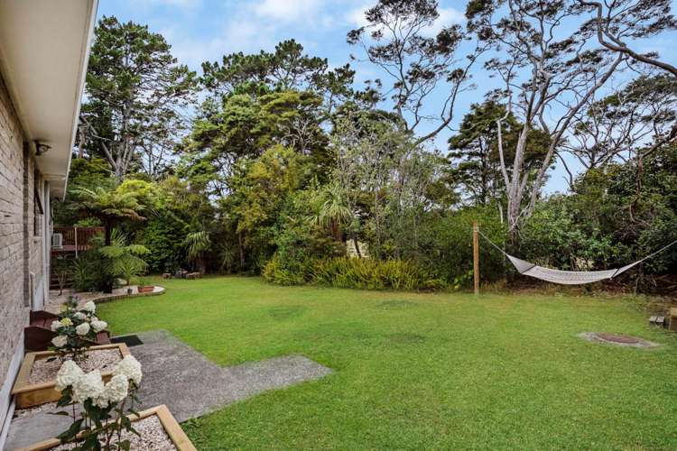 1/2 Golf Road New Lynn_17