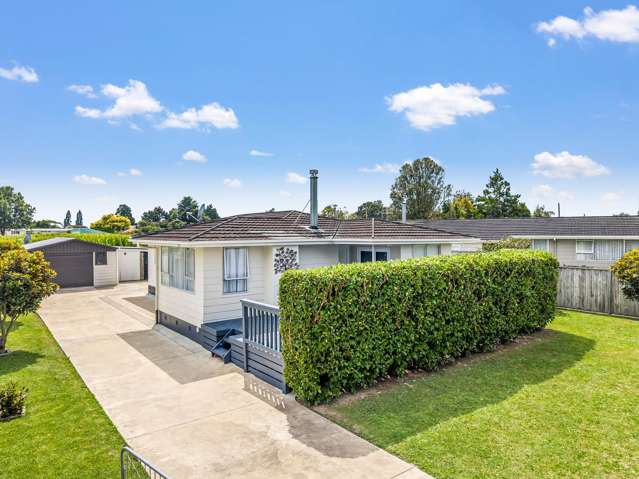 Modern Comfort in One of Edgecumbe’s Best Streets