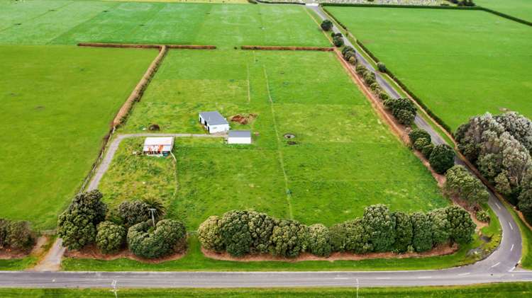 62 Hassard Street Manaia_11