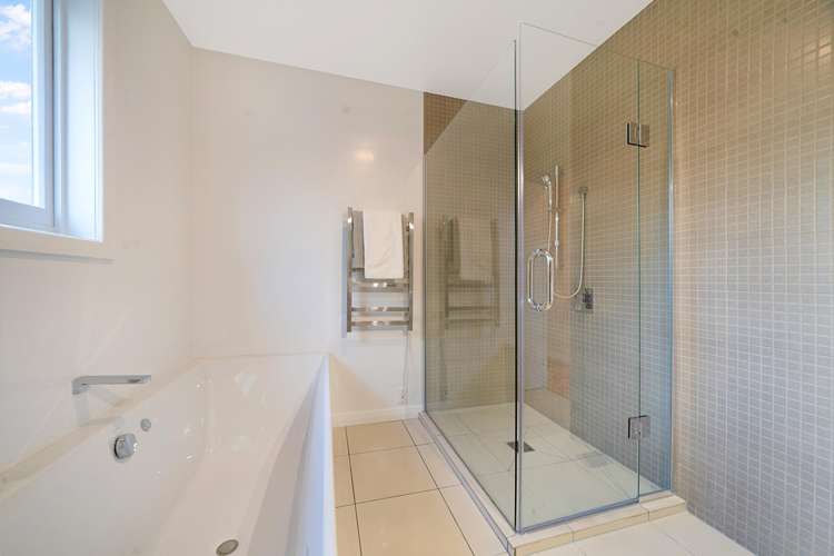 68 Seabrook Avenue New Lynn_14