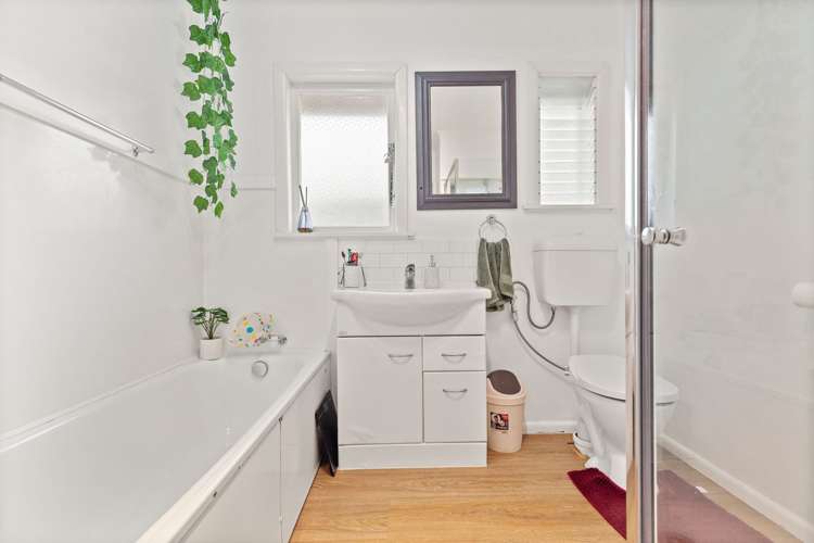 25 Coleridge Drive Enderley_3