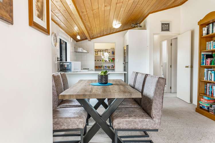 19 Muriel Place Ranui_6