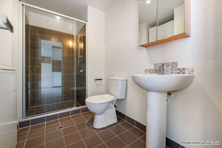 6A/32 Eden Crescent City Centre_5