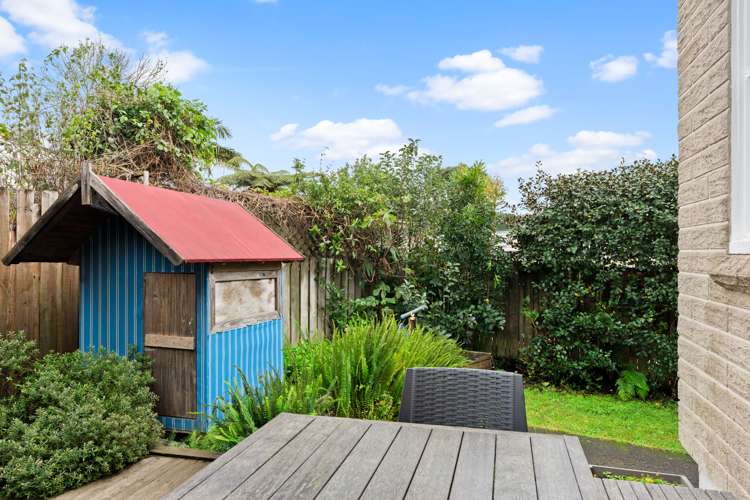 1/48 Woodside Avenue Northcote_13