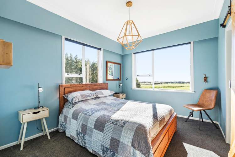 1606 South Road Oakura_14
