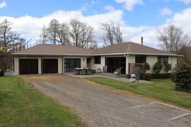 1457 East Road_4