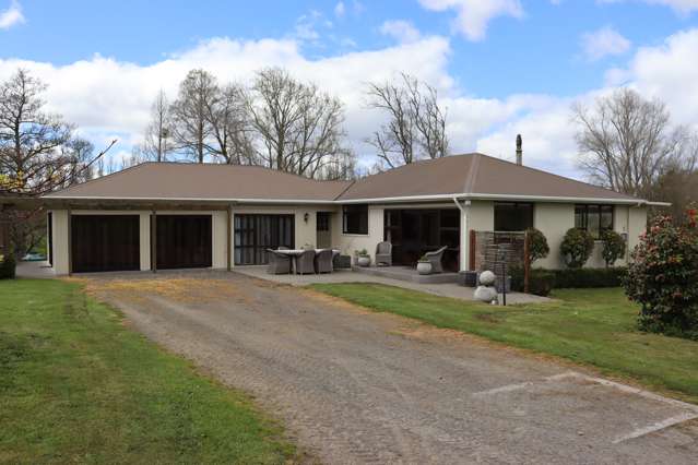 1457 East Road Toko_4