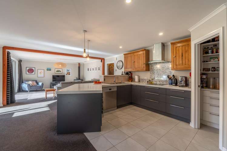 57 Matua Grove Otatara_4