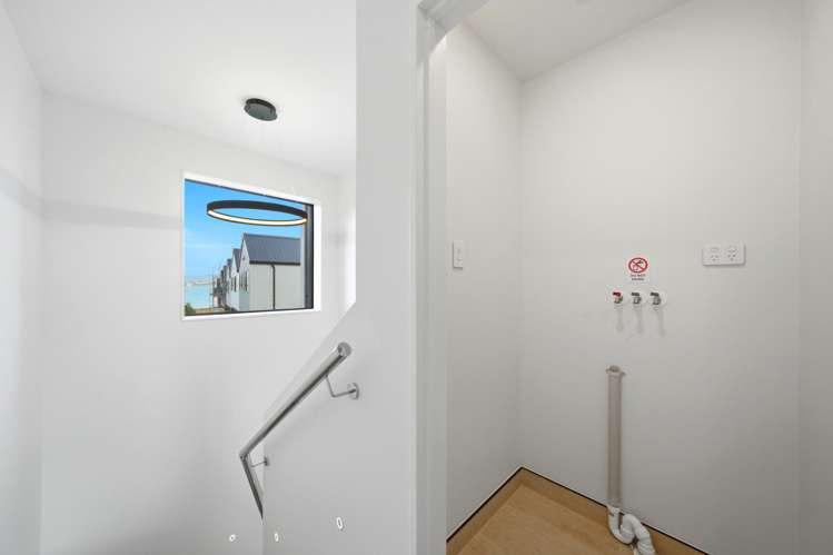 60 & 62 Wavecrest Lane Hobsonville_12