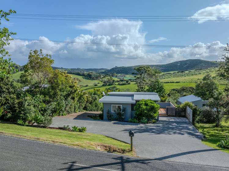 435 Sea View Road Onetangi_13