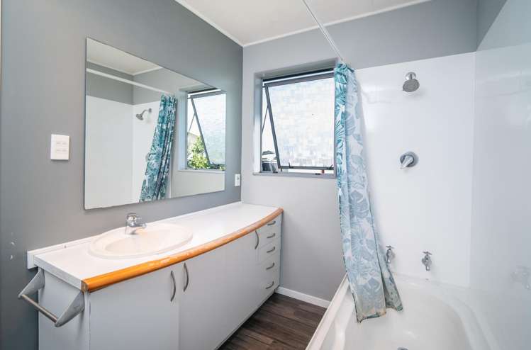 328 Portsmouth Road Flaxmere_8