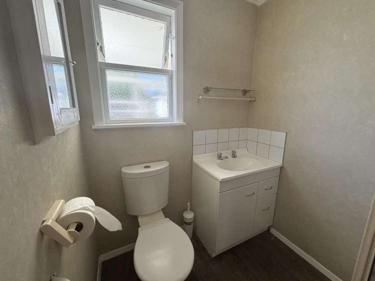  5 Churchill Street Levin_7