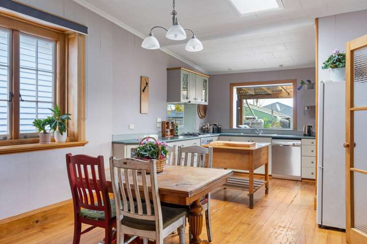 260 Clifford Street_1