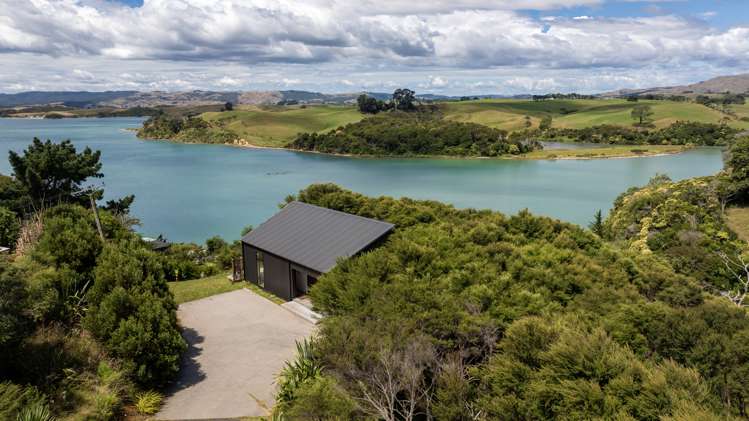 64a Greenslade Road Raglan_17