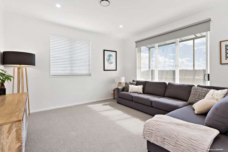 99 Mackay Drive Greenhithe_7