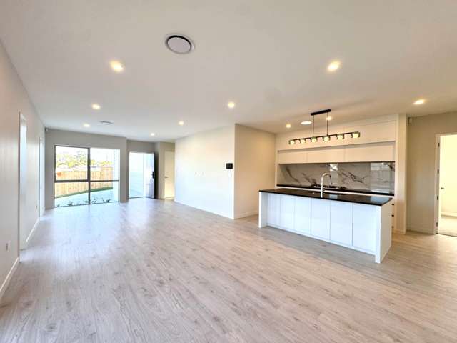 70 Taikura Avenue Red Beach_1