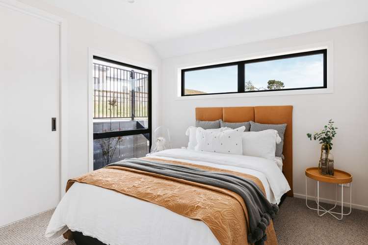 8 Hera Lane Pyes Pa_14