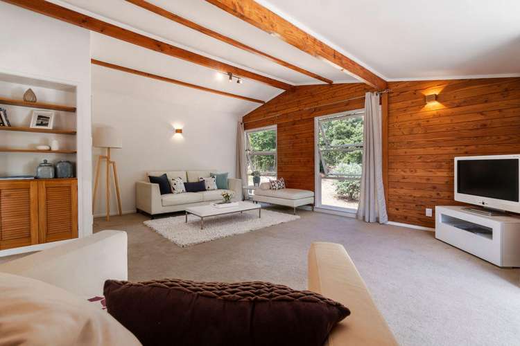 46 Sylvan Crescent Te Atatu South_6