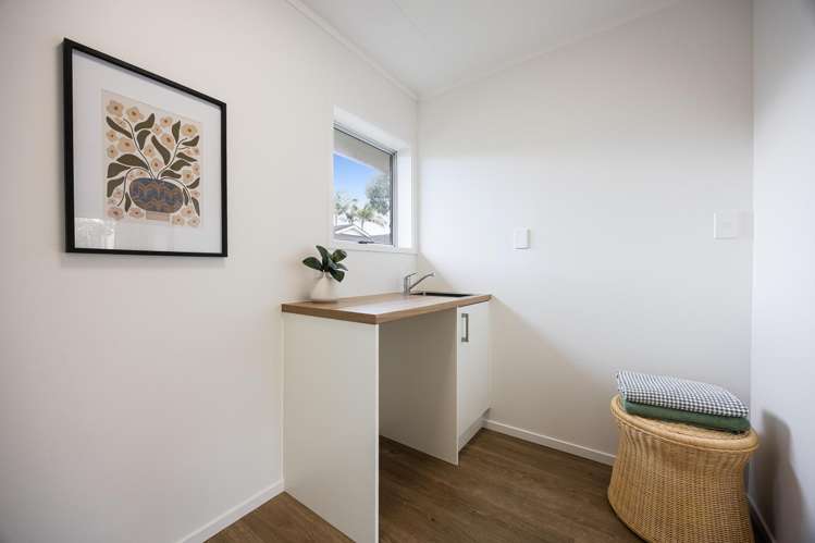 3/83 Centreway Road Orewa_15