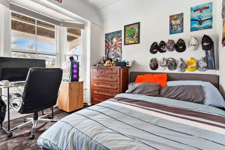 9 Railway Street Helensville_14