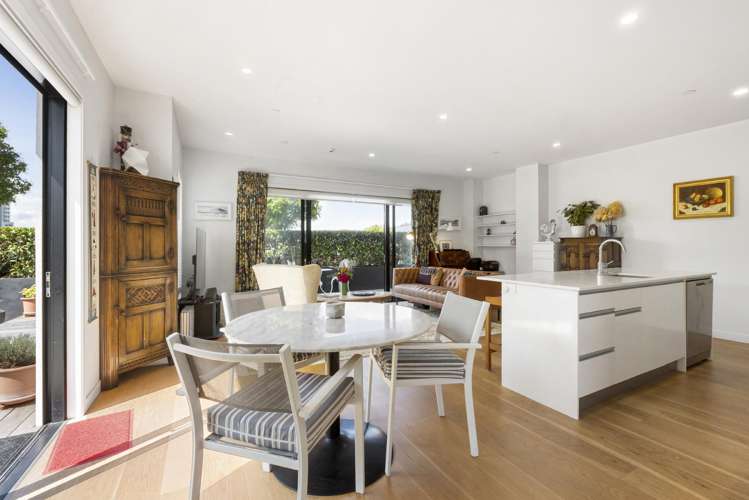 G04/74 Anzac Street Takapuna_1