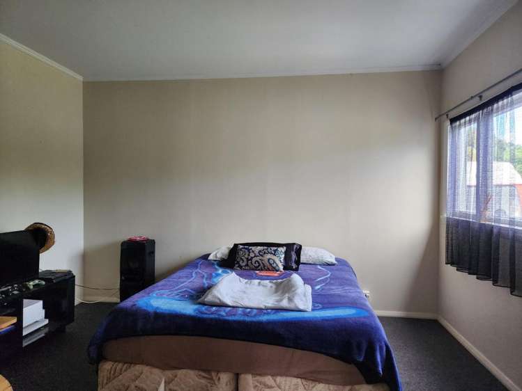 2 Mahuru Lane Okato_12