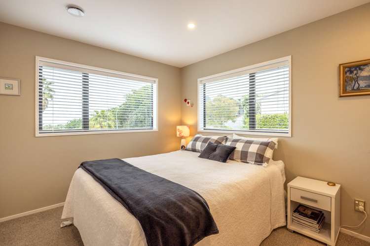 1 Kennedy Point Road Surfdale_22