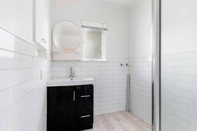 49 Evans Road Glen Eden_5