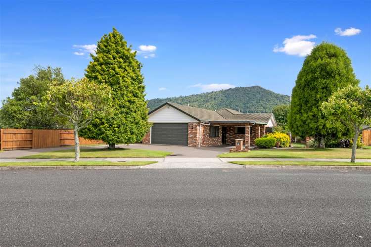 4 Mccahon Drive Pukehangi_21