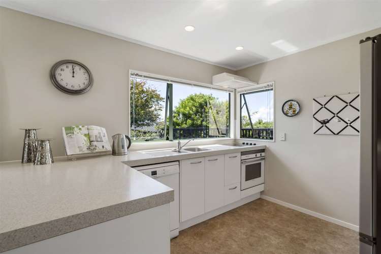 2/883 East Coast Road Northcross_10