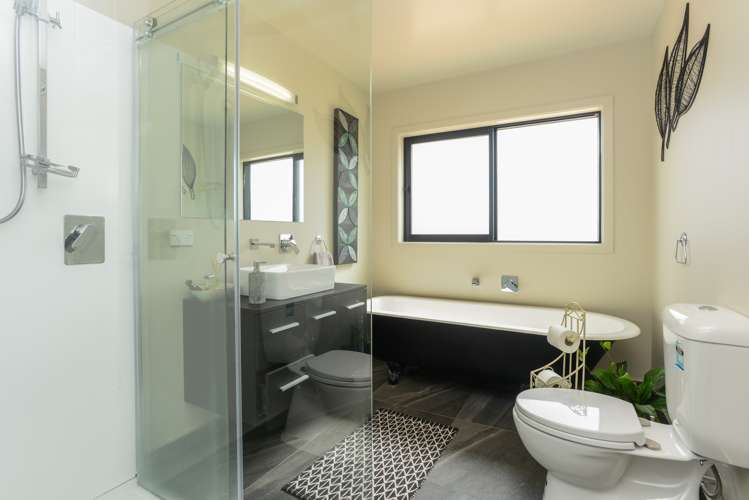 71 Pirau Road Fernhill_18